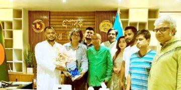 সিটি প্রশাসক ইউসুফ মোল্লা টিপুকে ‘ঐতিহ্য কুমিল্লা’র ফুলেল শুভেচ্ছা ও মতবিনিময়