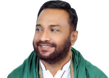 সভাপতি অসুস্থতার কারণে লাকসাম প্রেস ক্লাবের ভারপ্রাপ্ত সভাপতি মনির আহমেদ